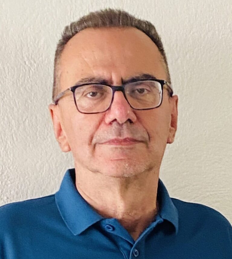 Dr. Stamatis Tzelepis